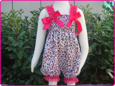 童裝批發(fā) 歐美外貿(mào)時尚女童燈籠褲 寶寶吊帶連體童褲批發(fā) 廠價直 - 童裝批發(fā) 歐美外貿(mào)時尚女童燈籠褲 寶寶吊帶連體童褲批發(fā) 廠價直廠家 - 童裝批發(fā) 歐美外貿(mào)時尚女童燈籠褲 寶寶吊帶連體童褲批發(fā) 廠價直價格 - 義烏市卡仆服飾 - 